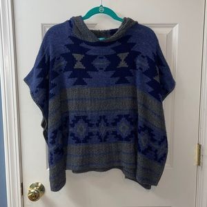 Francesca‘s Poncho